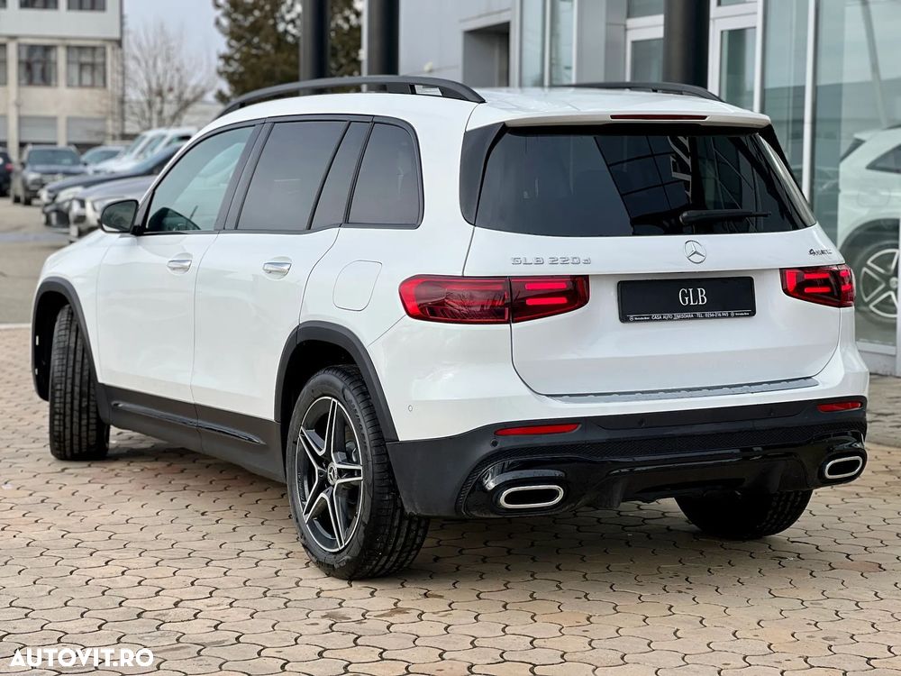 Mercedes-Benz GLB - 3