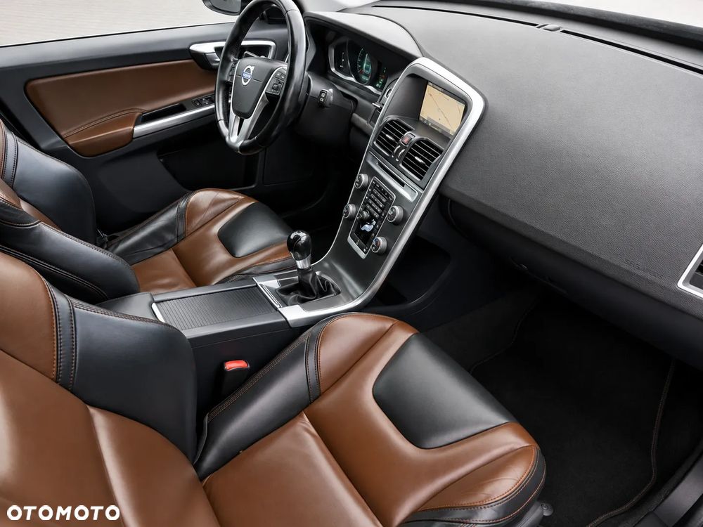 Volvo XC 60 D3 Edition Pro - 22
