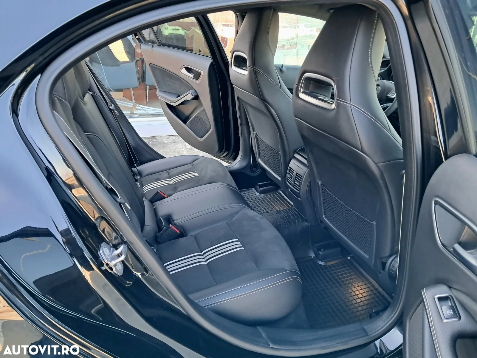 Mercedes-Benz A - 18