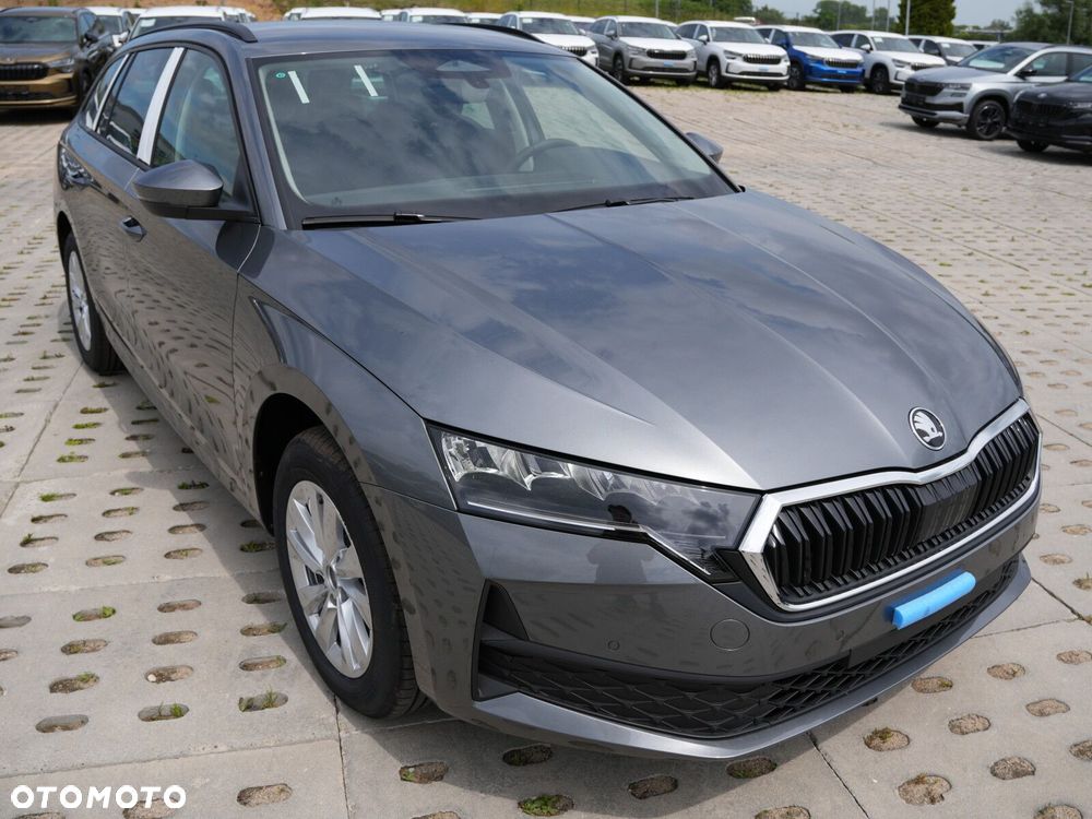 Skoda Octavia 1.5 TSI mHEV Drive Essence DSG - 3
