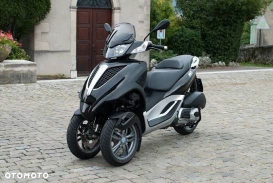 PIAGGIO MP3 125 250 300 YOURBAN  owiewka osłona boczek zbiornik stelaż wypełnienie kokpit zawieszenie set podnóżek siedzenie chłodnica regulator moduł przełącznik przekaźnik licznik wiązka tłumik czasza licznik silnik stelaż