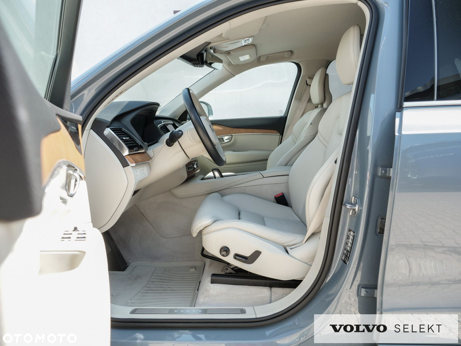 Volvo XC 90 - 14