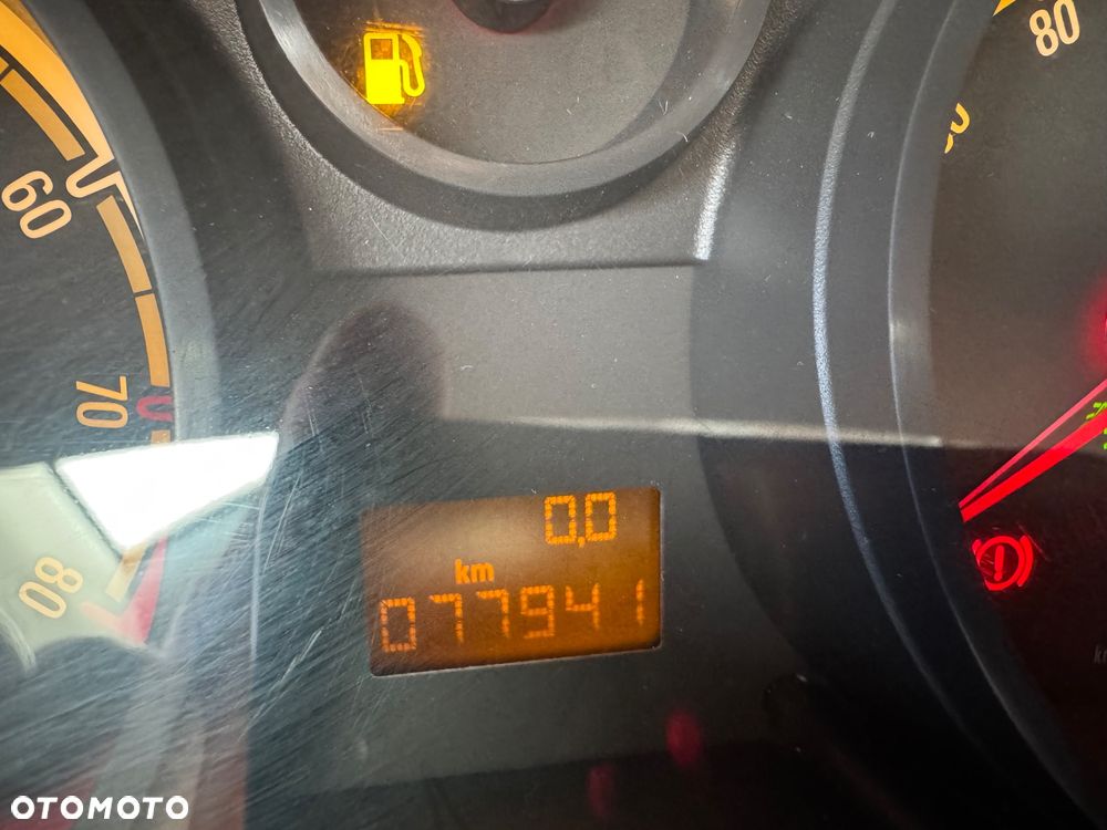 Opel Corsa 1.2 16V Essentia - 10