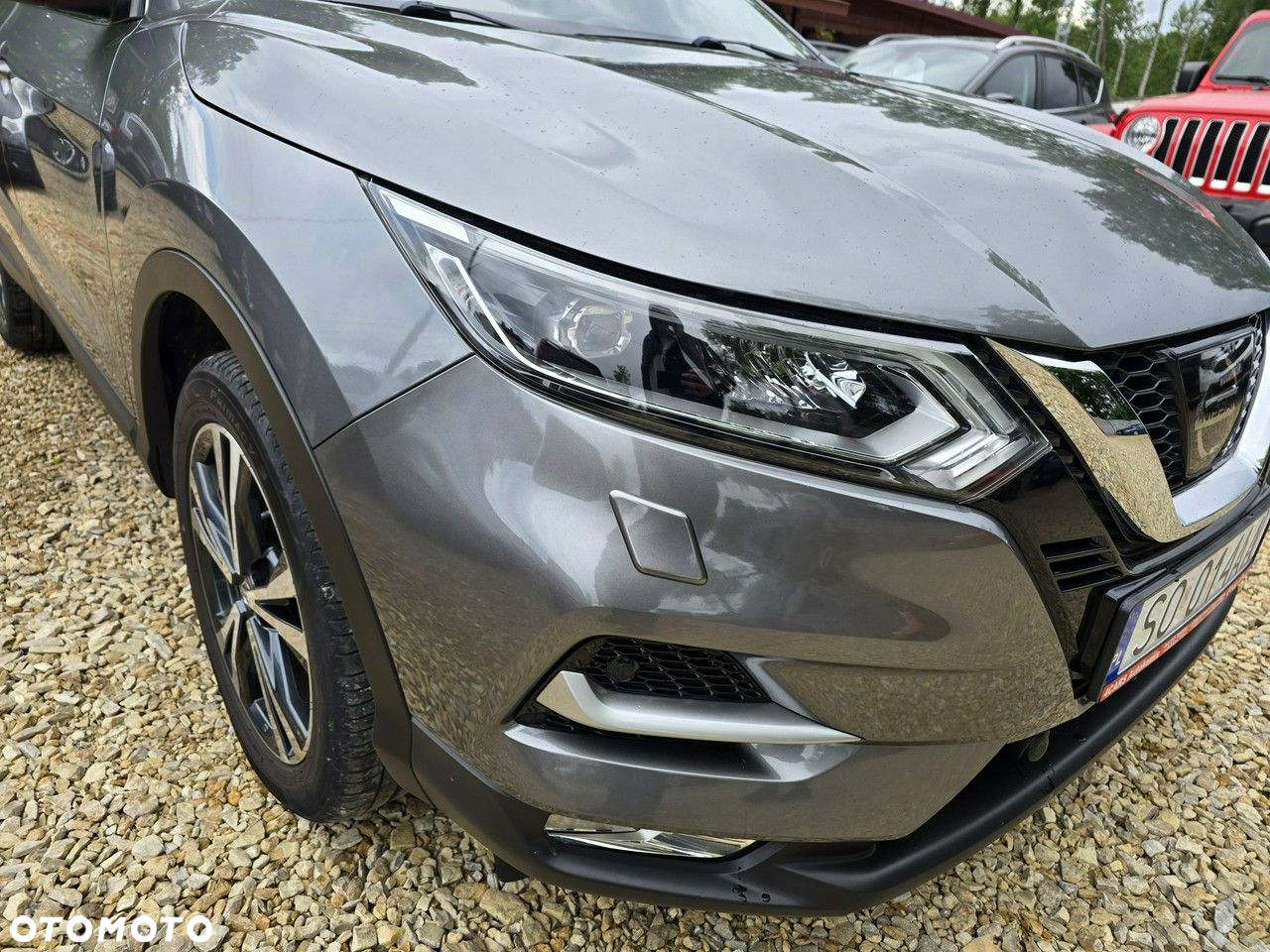 Nissan Qashqai 1.2 DIG-T N-Connecta Xtronic EU6 - 31