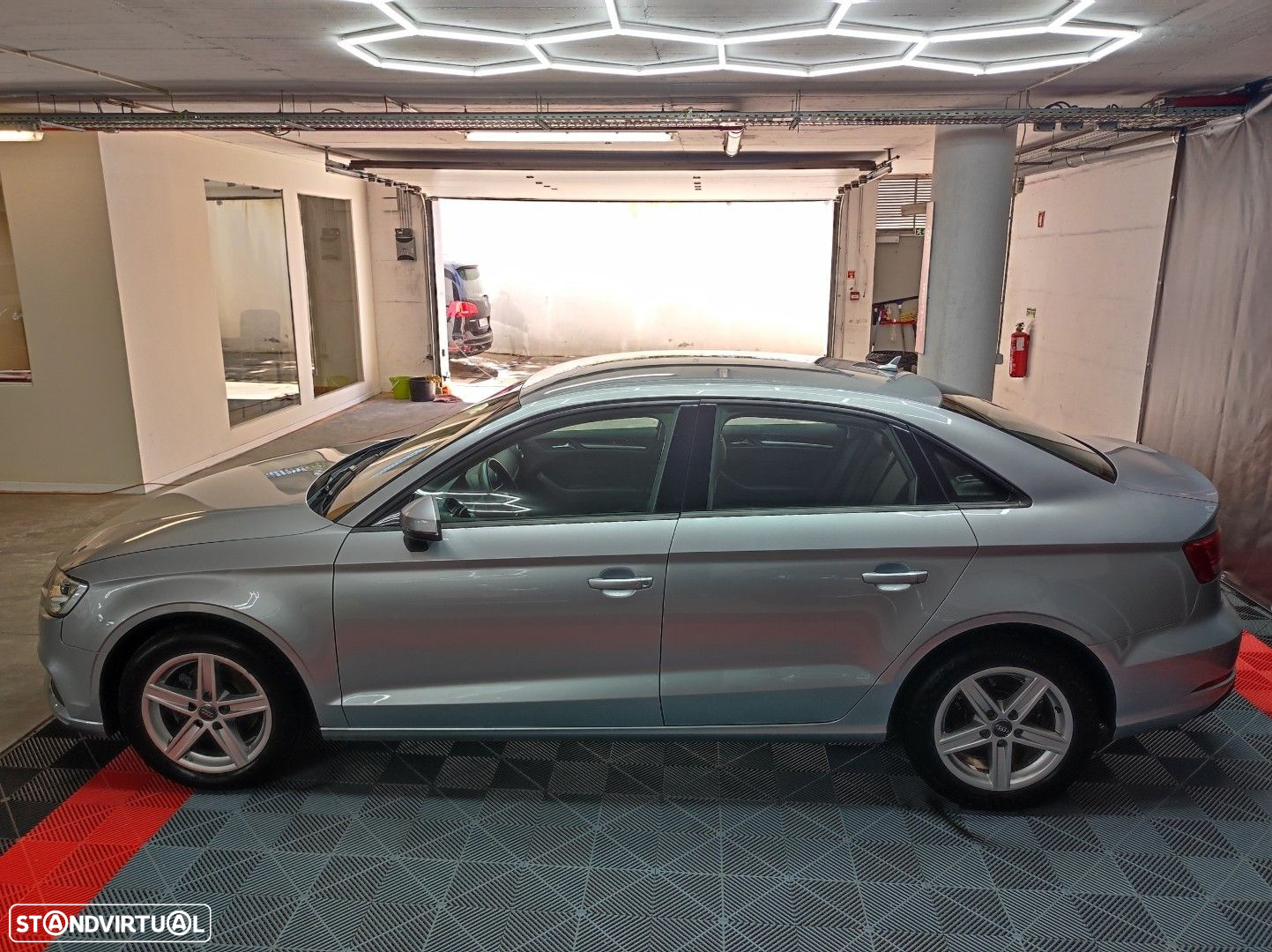 Audi A3 Limousine 1.6 TDI - 5