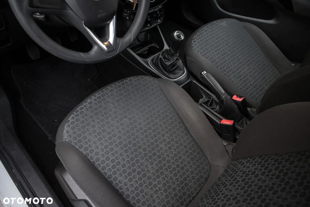 Opel Corsa 1.4 T Cosmo S&S - 24