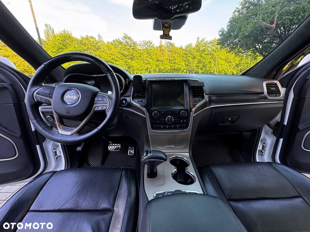 Jeep Grand Cherokee 3.0 CRD Overland Summit EU6 - 24