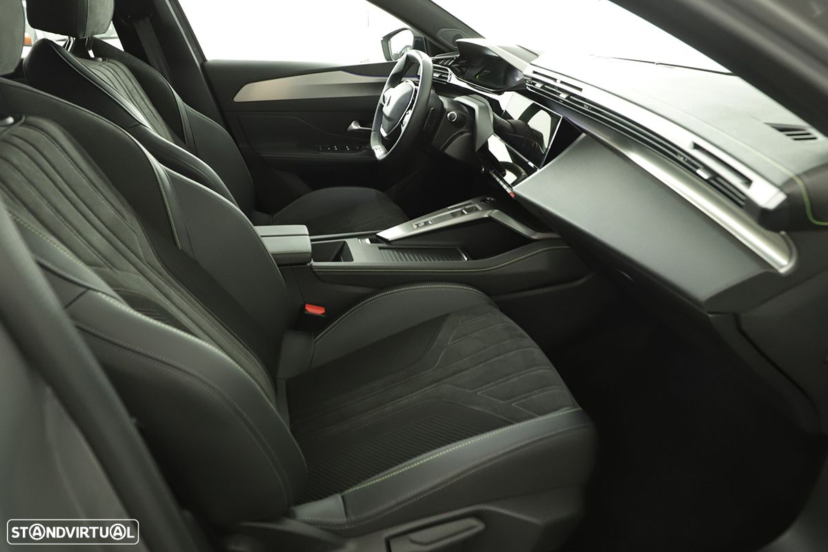 Peugeot 408 1.2 PureTech GT EAT8 - 21