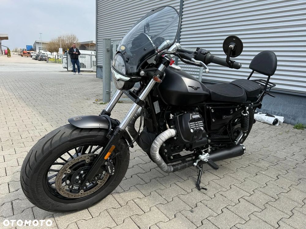 Moto Guzzi V9 - 4