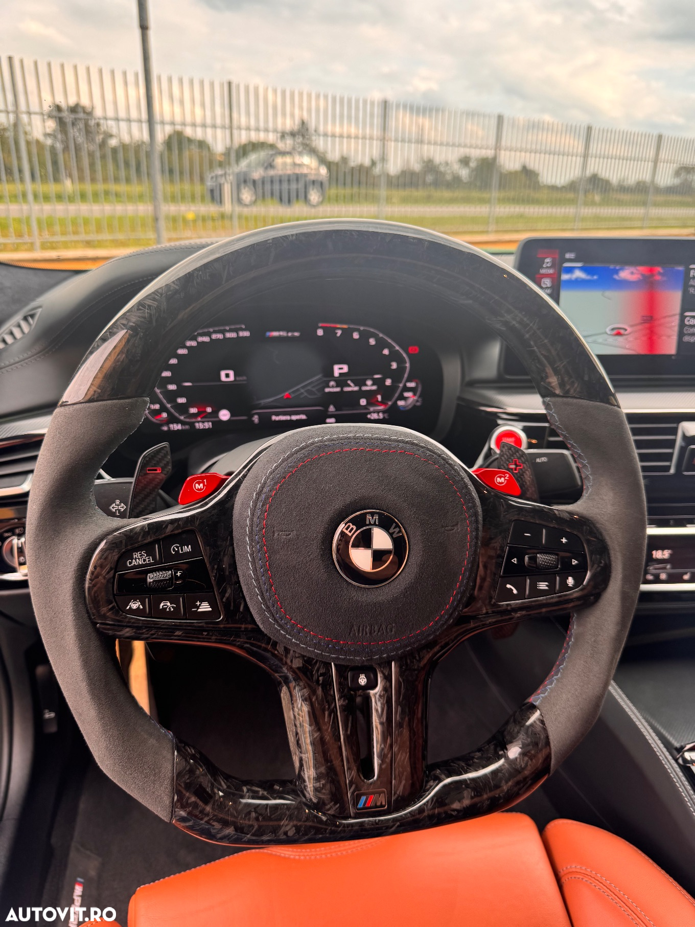 BMW M5 CS AT - 10