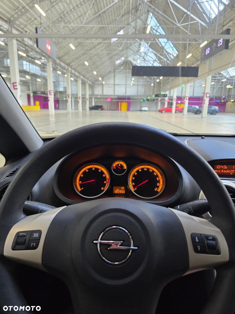 Opel Corsa 1.2 16V Sport - 5