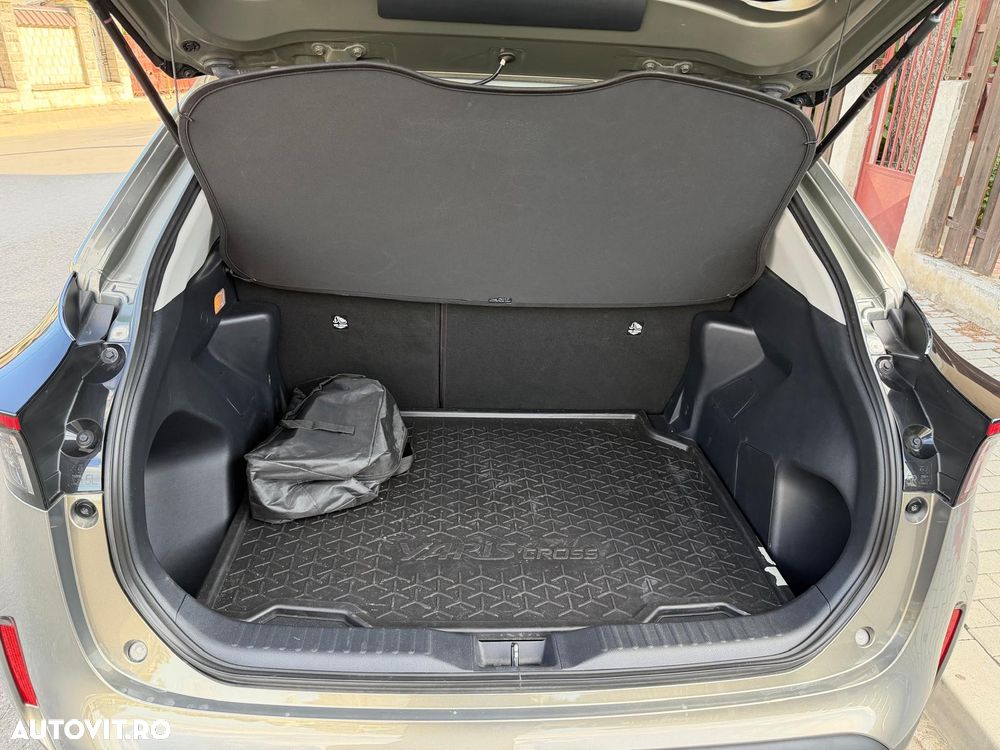 Toyota Yaris Cross - 17
