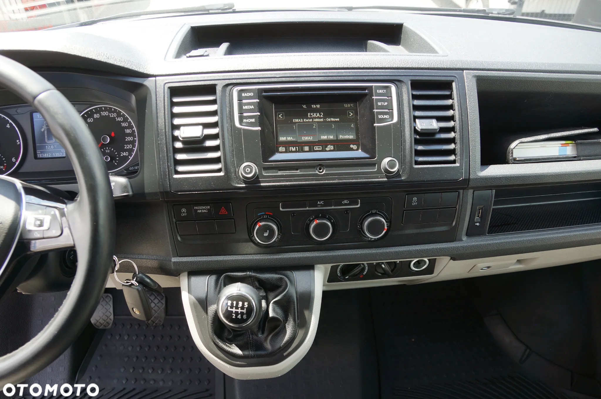 Volkswagen Transporter - 13