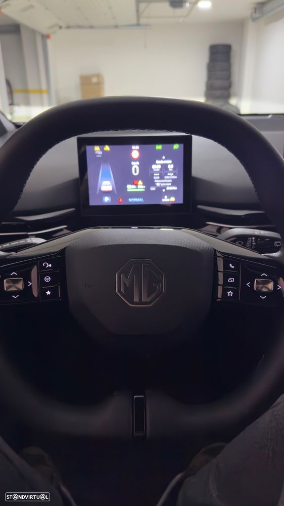 MG MG4 4 Standard - 11