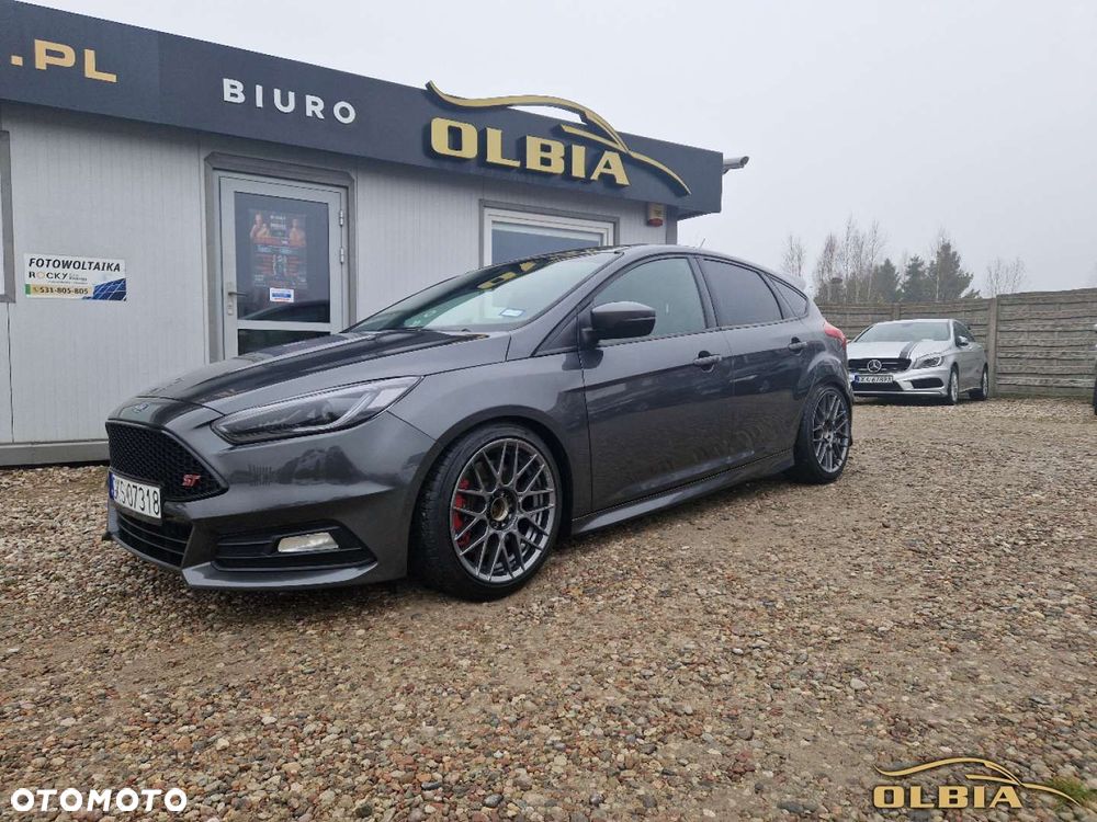 Ford Focus 2.0 EcoBoost ST - 4