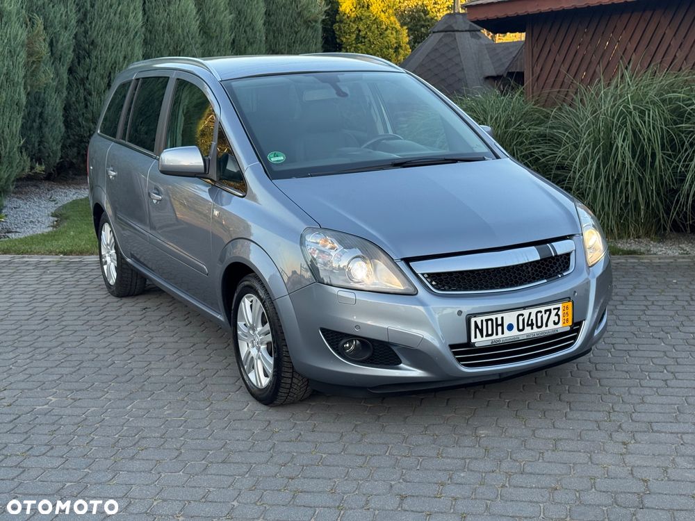 Opel Zafira - 1