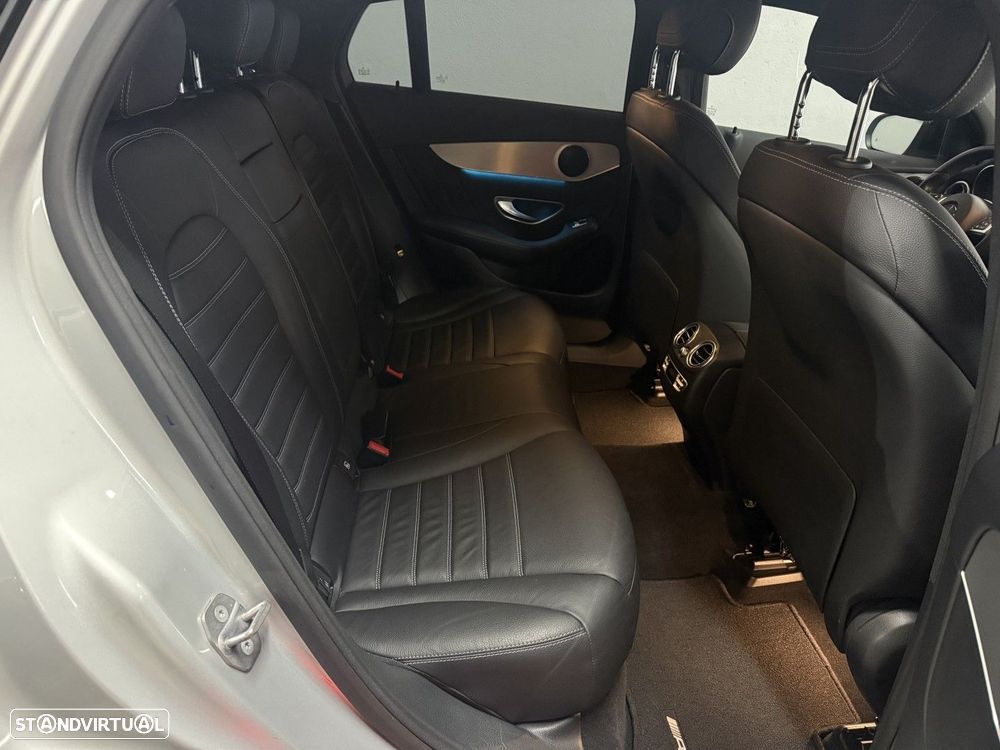 Mercedes-Benz GLC 250 d Coupe 4Matic 9G-TRONIC AMG Line - 11