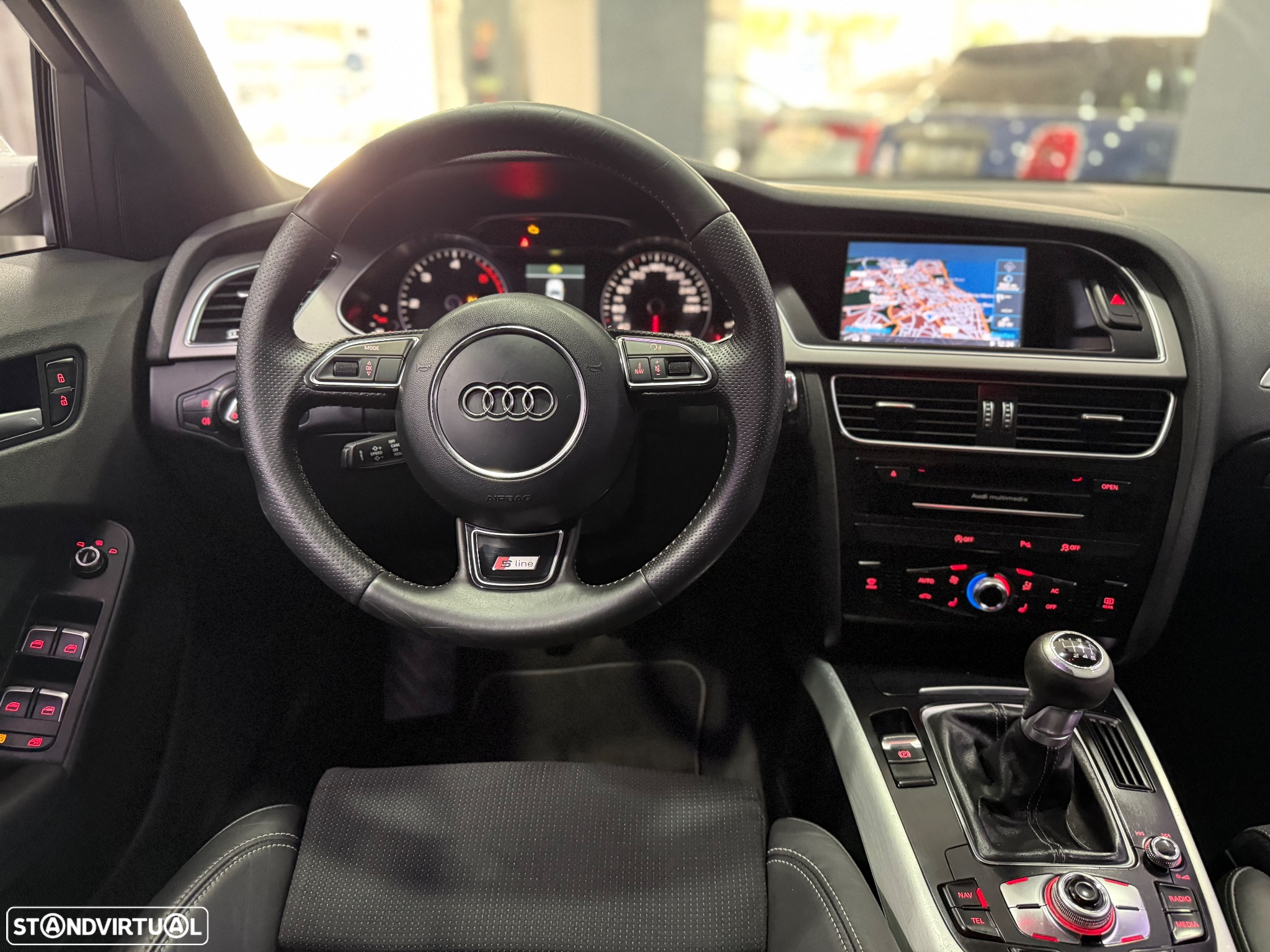 Audi A4 Avant 2.0 TDI S-line - 23