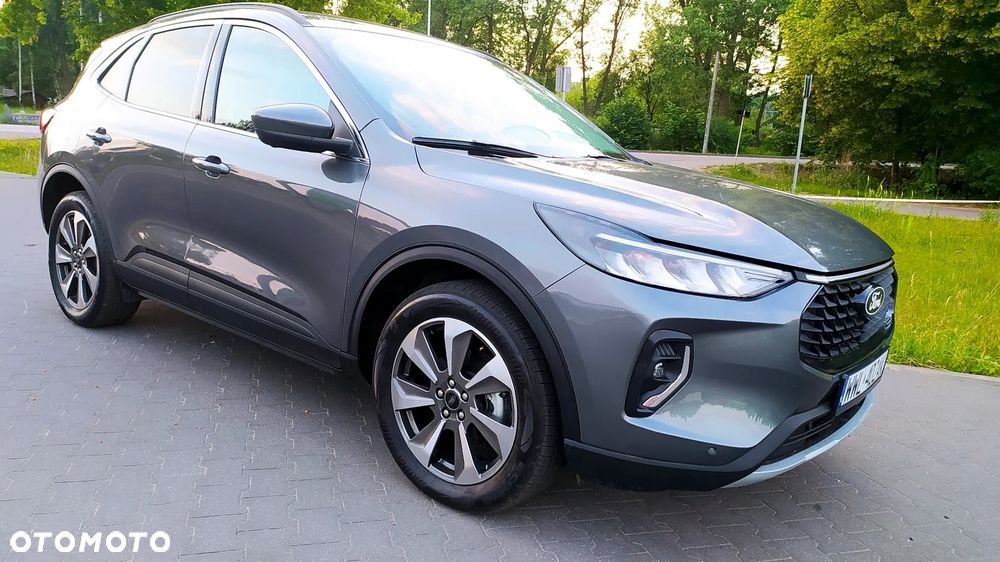 Ford Escape 2.0 EcoBoost AWD Titanium - 17