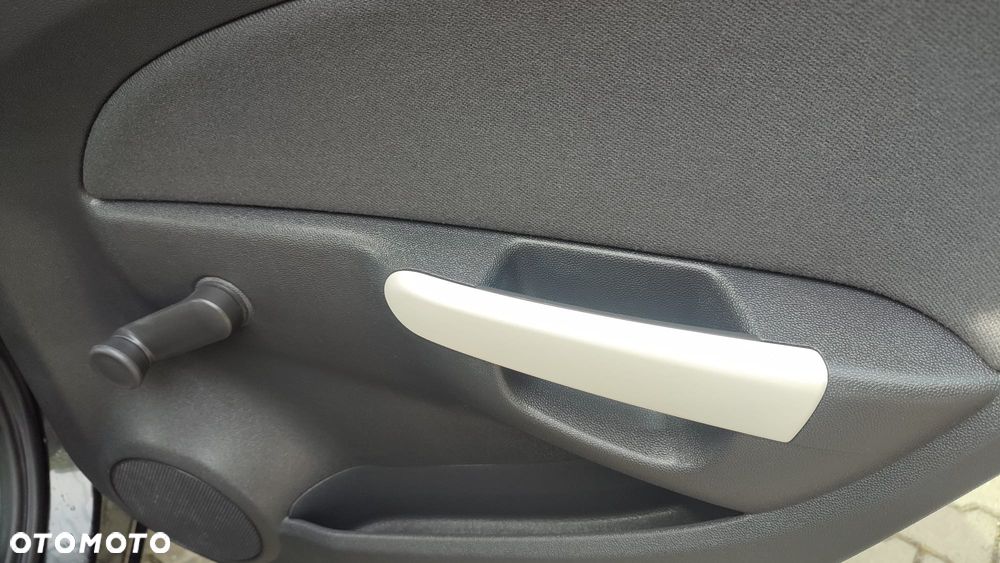 Opel Corsa 1.4 16V Energy - 17