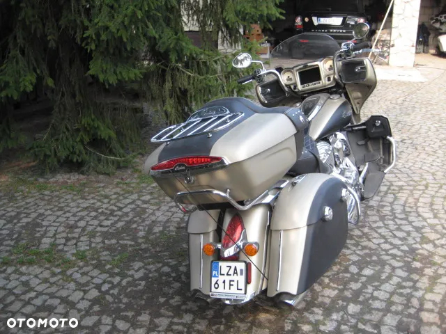 Indian Roadmaster - 4