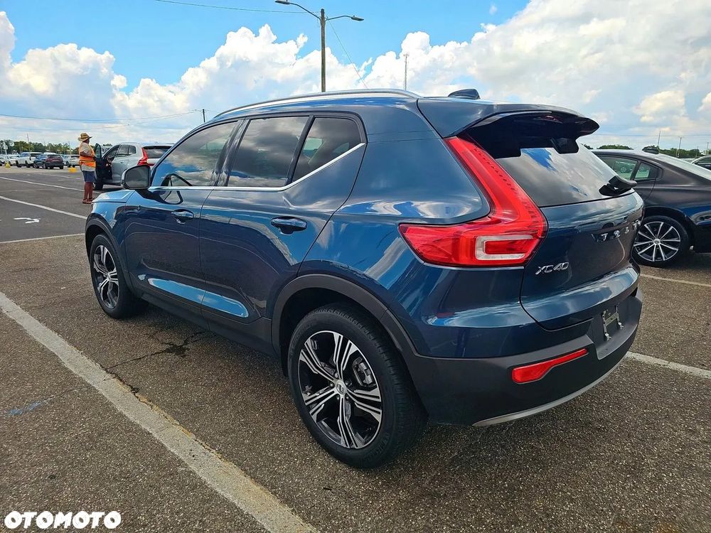 Volvo XC 40 T5 AWD Geartronic Inscription - 4