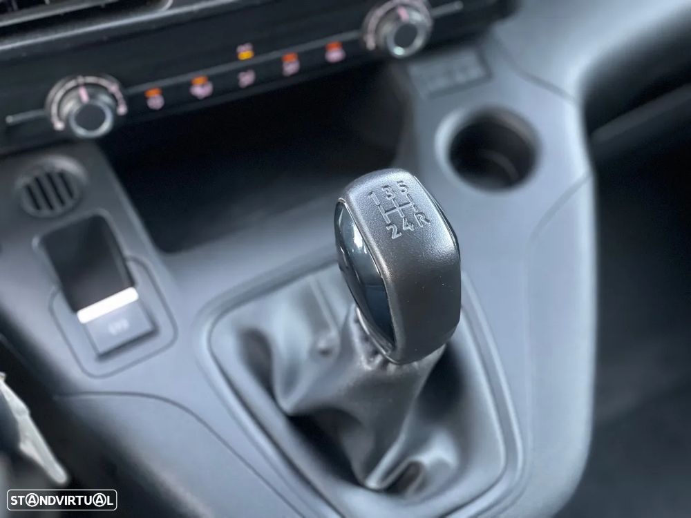 Opel Combo 1.5 CDTi 100HP 3L - 16