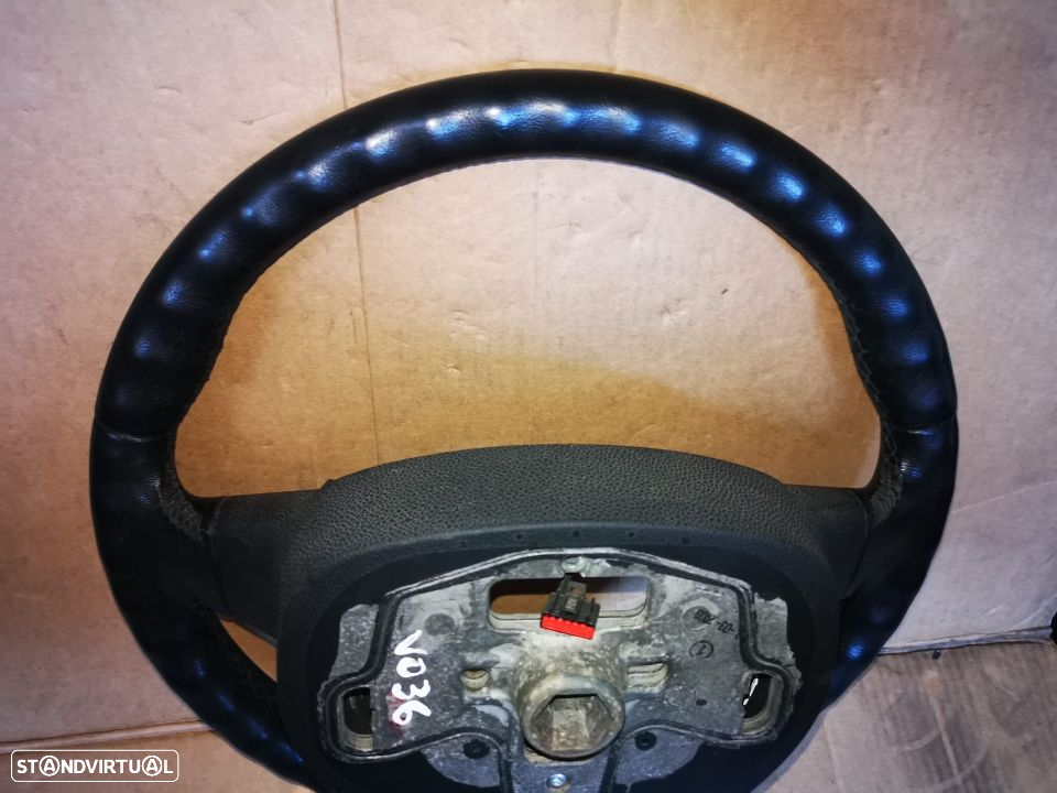 FORD FOCUS II 2006 VOLANTE V036 - 6