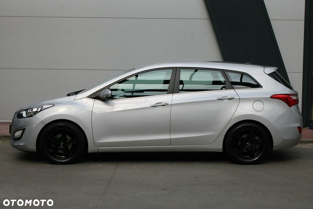 Hyundai i30 1.4 YES - 40