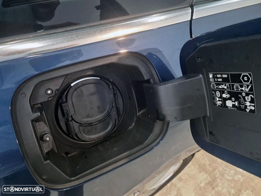 Mercedes-Benz CLA 250 e Shooting Brake Style Plus - 11