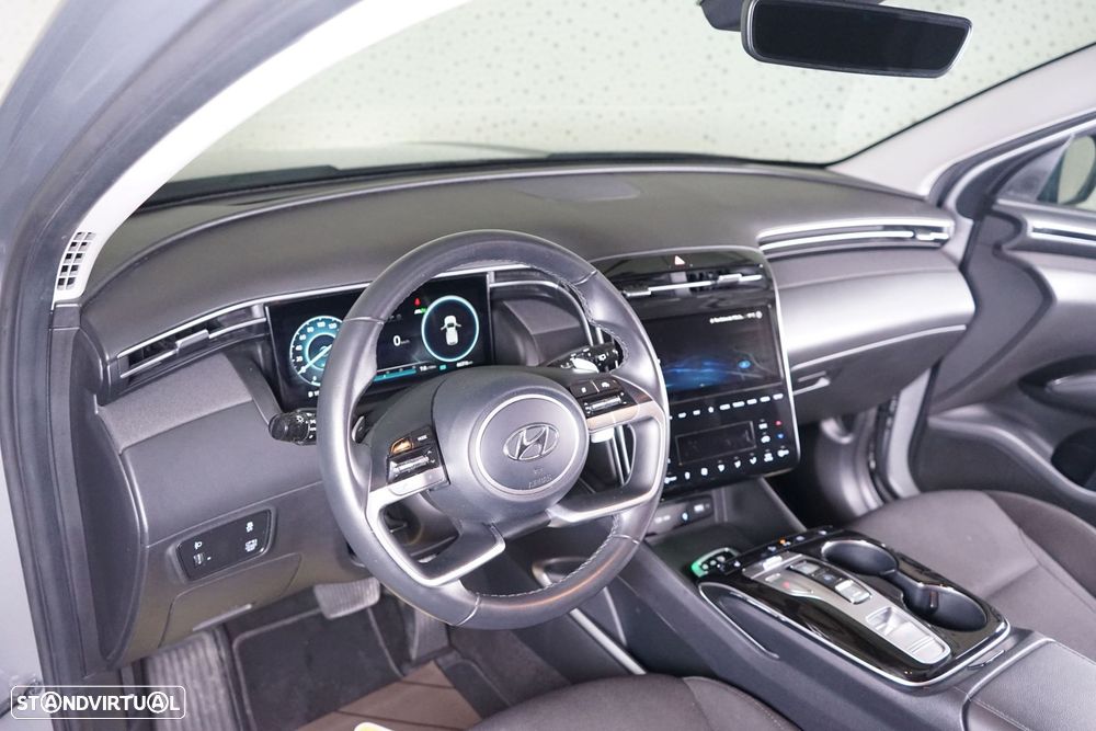 Hyundai Tucson 1.6 T-GDI HEV Vanguard - 16