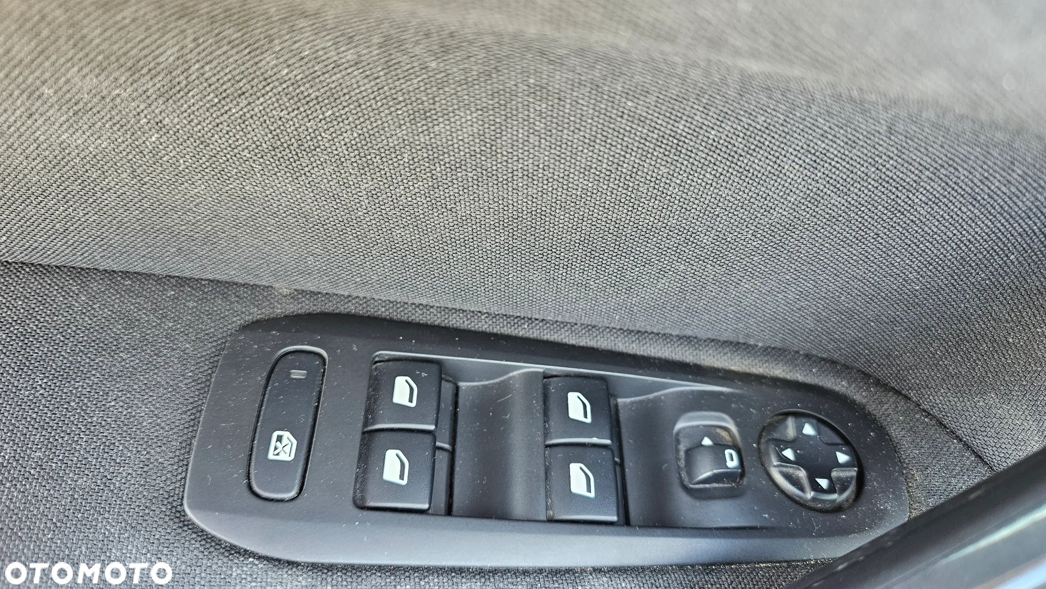 Peugeot 308 1.6 HDi Active - 10