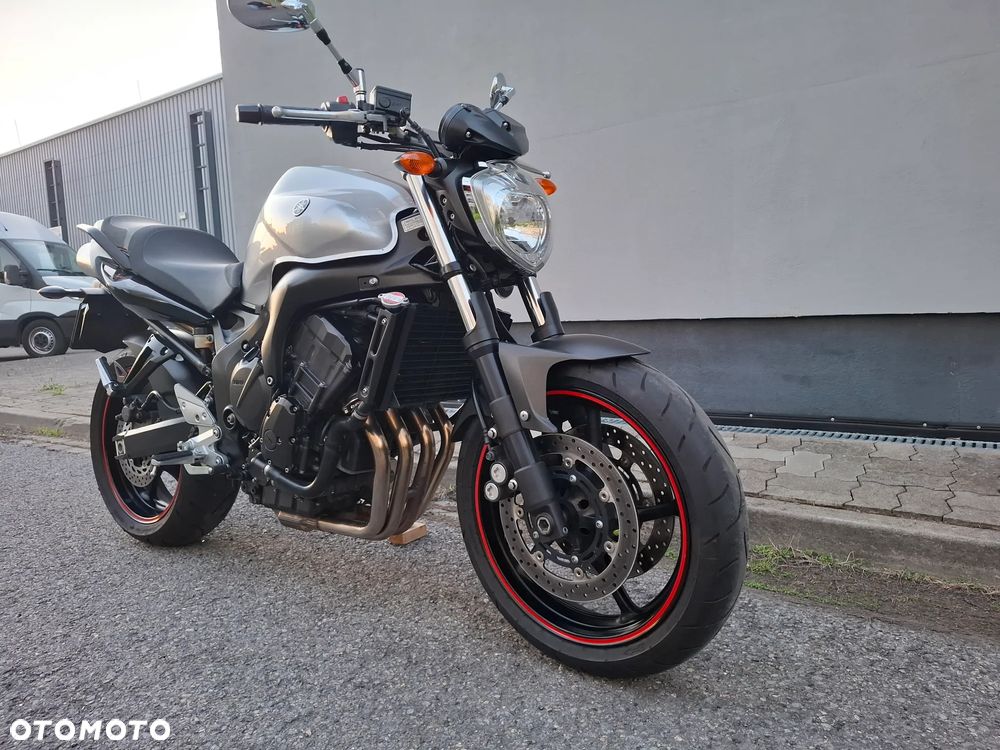 Yamaha FZ6 - 3