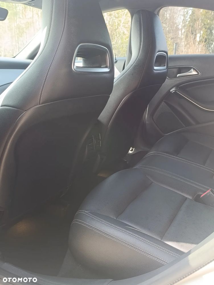 Mercedes-Benz CLA - 7