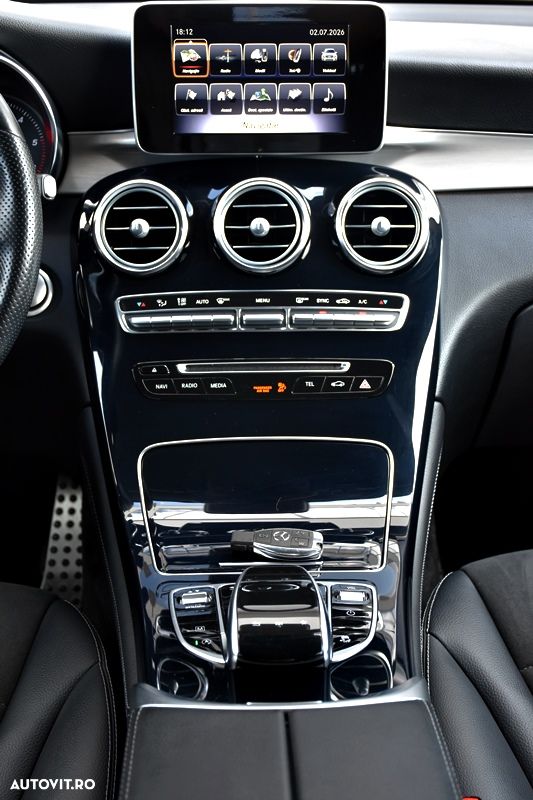 Mercedes-Benz GLC 250 d 4MATIC 9G-TRONIC AMG Line - 23