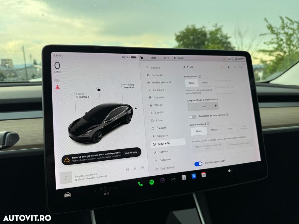 Tesla Model 3 - 20