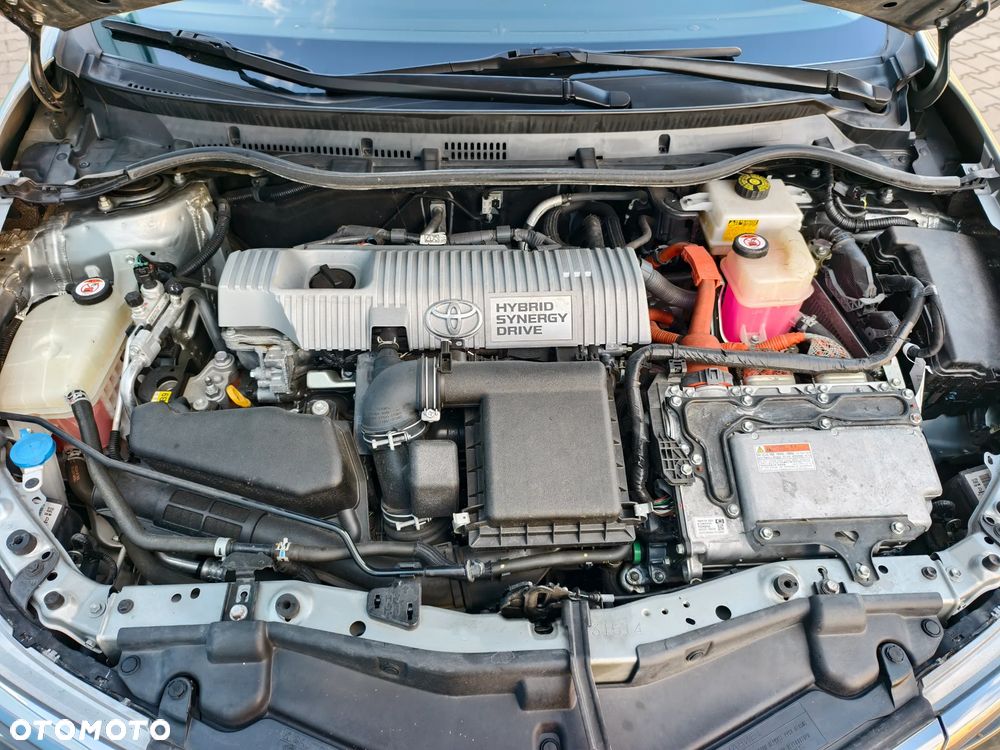 Toyota Auris 1.8 HSD Prestige NAVI - 28