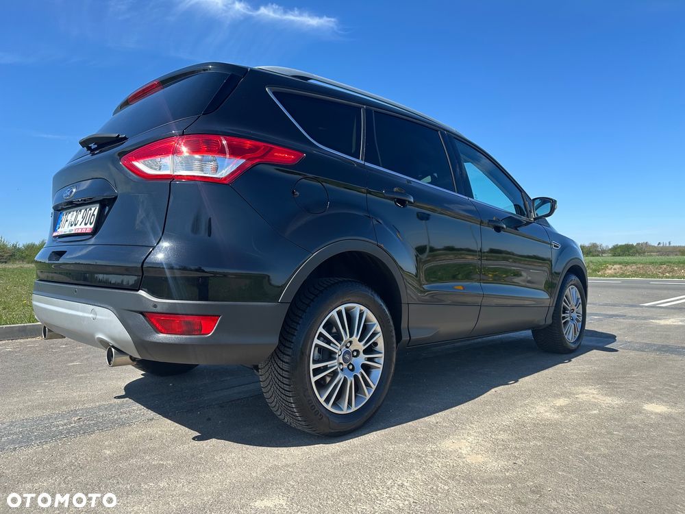 Ford Kuga 2.0 TDCi 2x4 Champions Edition - 4