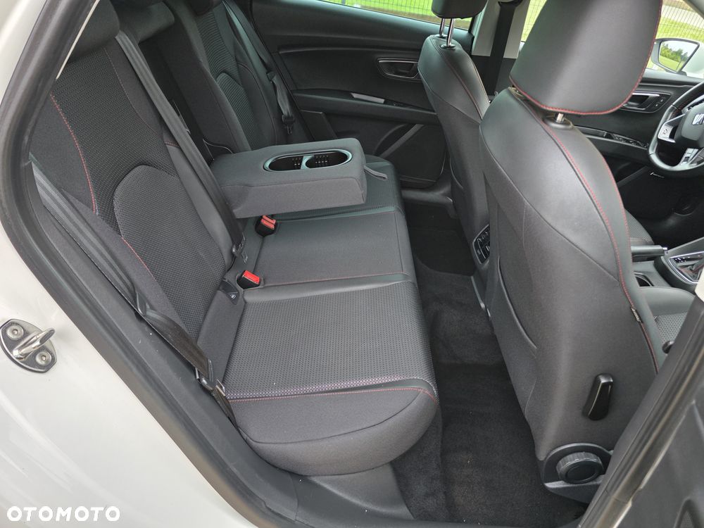 Seat Leon Sportstourer 2.0 TDI DPF DSG FR - 13