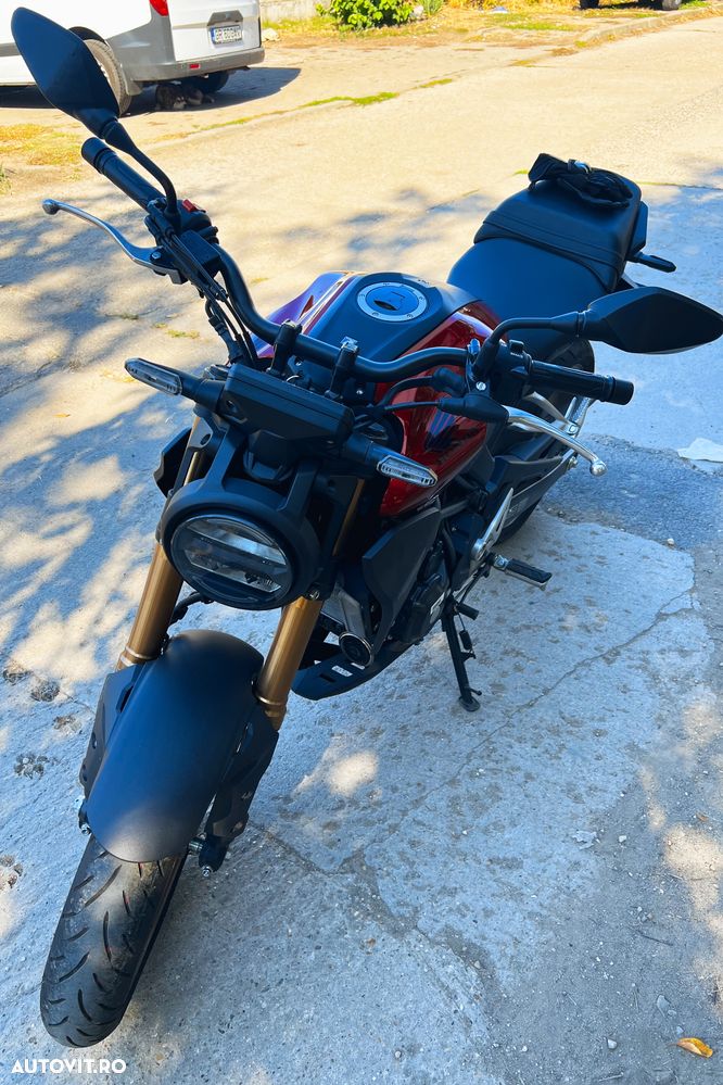 Honda CB 300R - 11