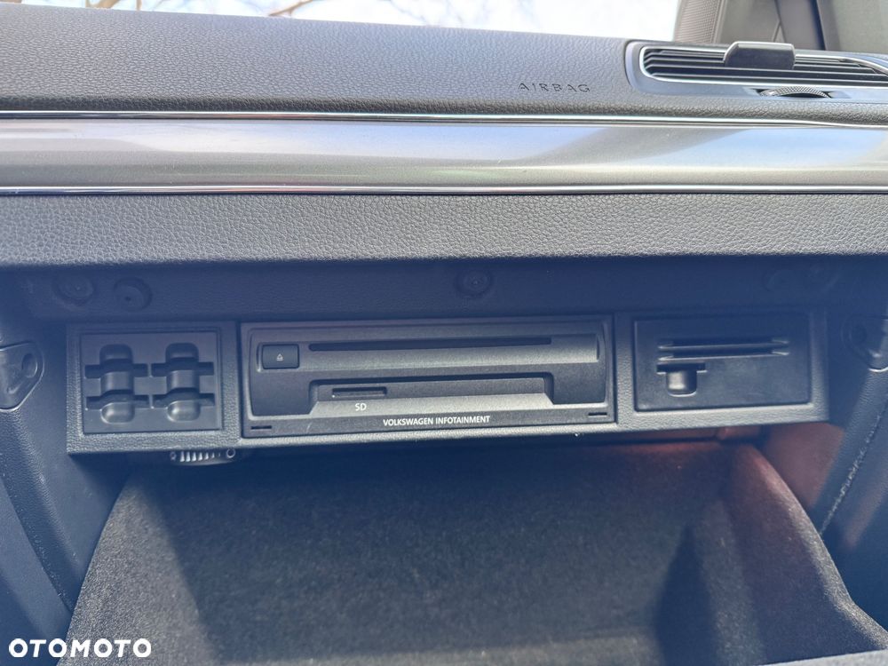 Volkswagen Golf - 13