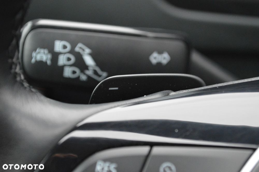 Volkswagen Tiguan - 27