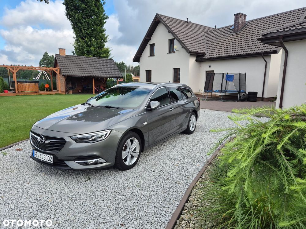 Opel Insignia - 10