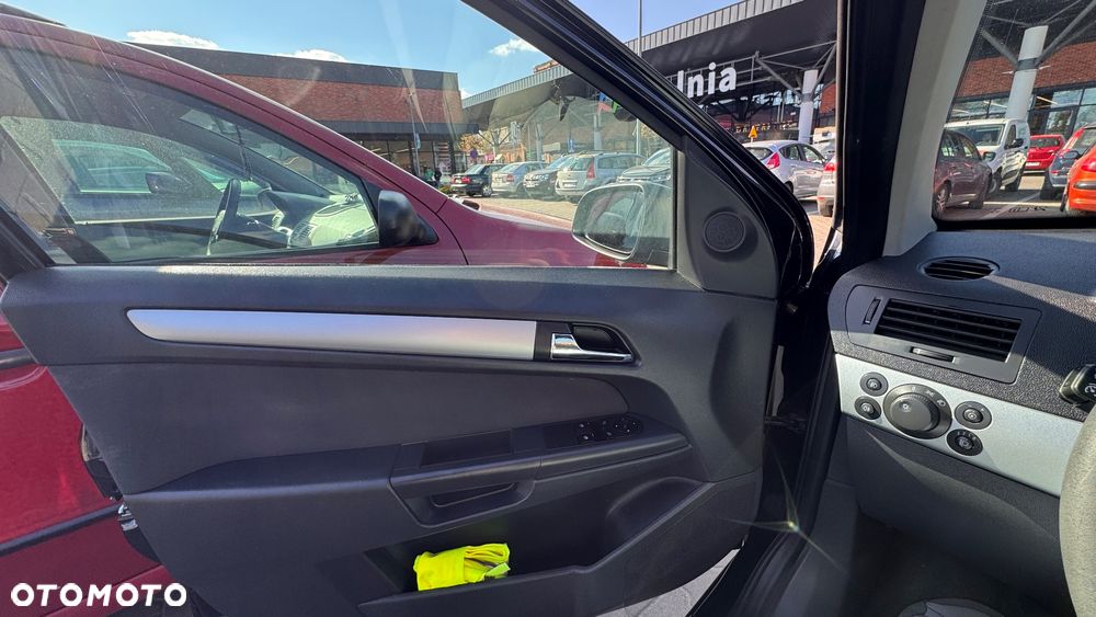 Opel Astra 1.6 Edition - 10