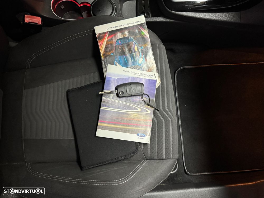 Ford Fiesta 1.0 T EcoBoost Titanium - 7