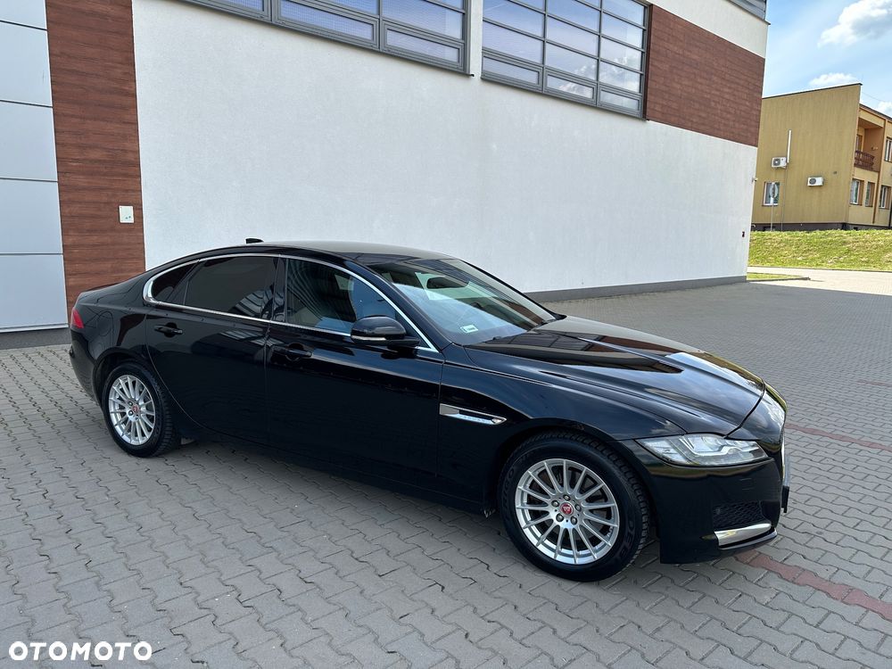 Jaguar XF - 7