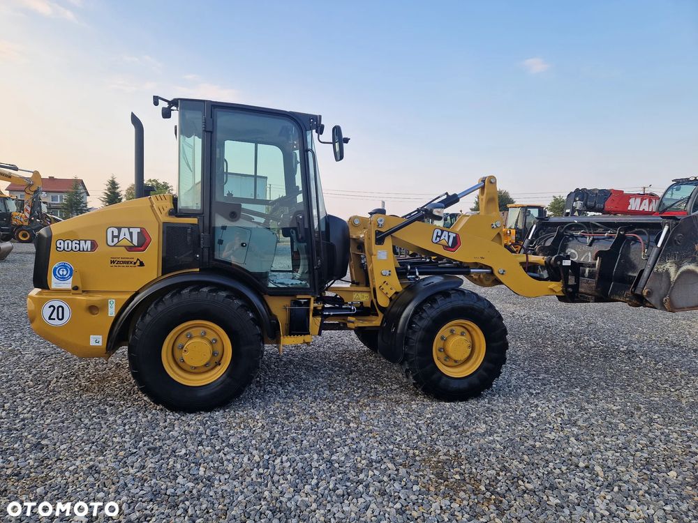 Caterpillar 906M - 5