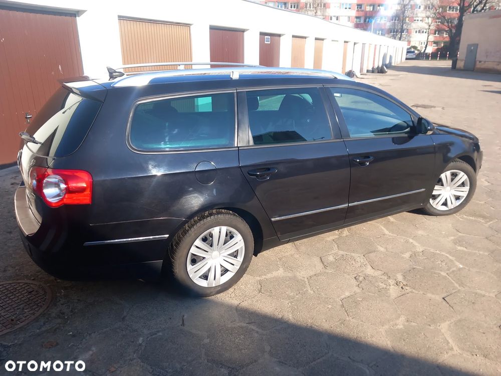 Volkswagen Passat 2.0 TDI BlueMotion Technology Comfortline - 7