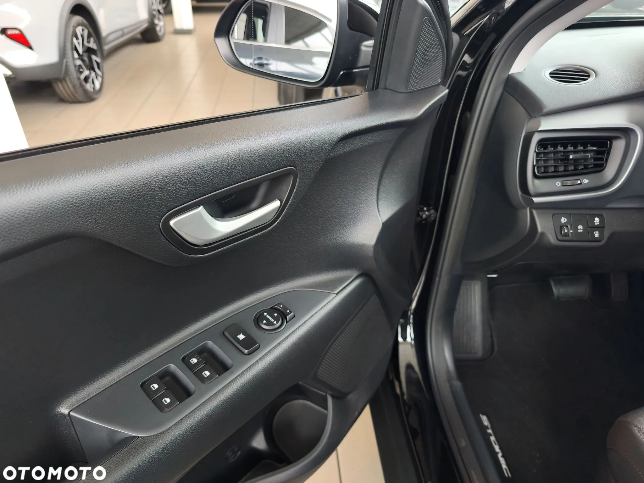 Kia Stonic 1.0 T-GDI M DCT - 19