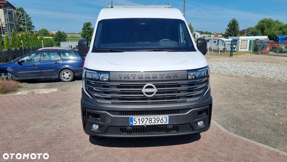 Nissan INTERSTAR - 10